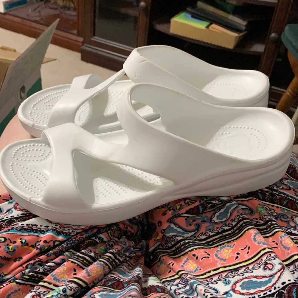 Bentley used hounds slides size 9/10 W